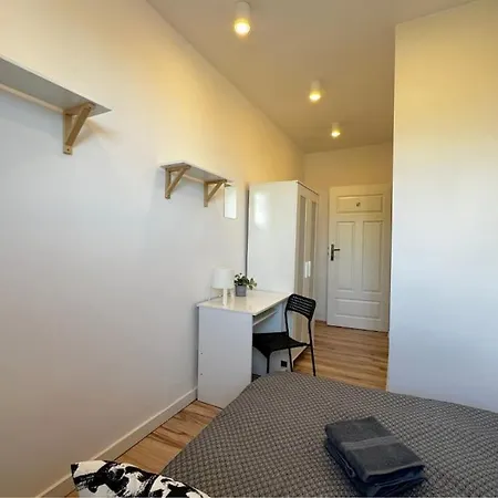 Waza - Peaceful Retreat, 10 Minutes To Old Town & Seaside * 格但斯克