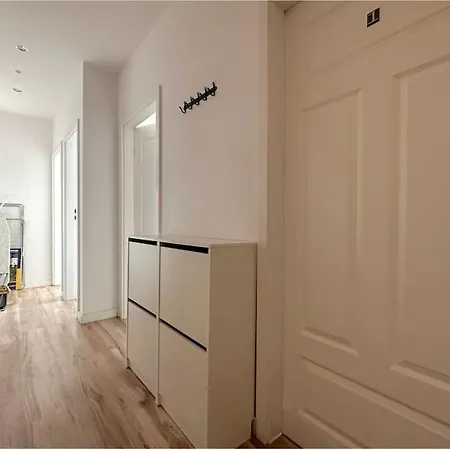 Accommodatie bij particulieren Waza - Peaceful Retreat, 10 Minutes To Old Town & Seaside